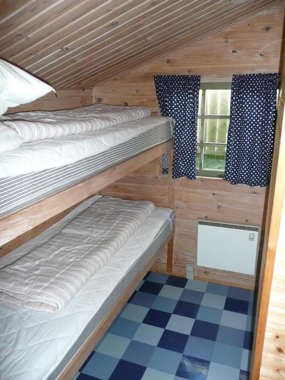Camping &